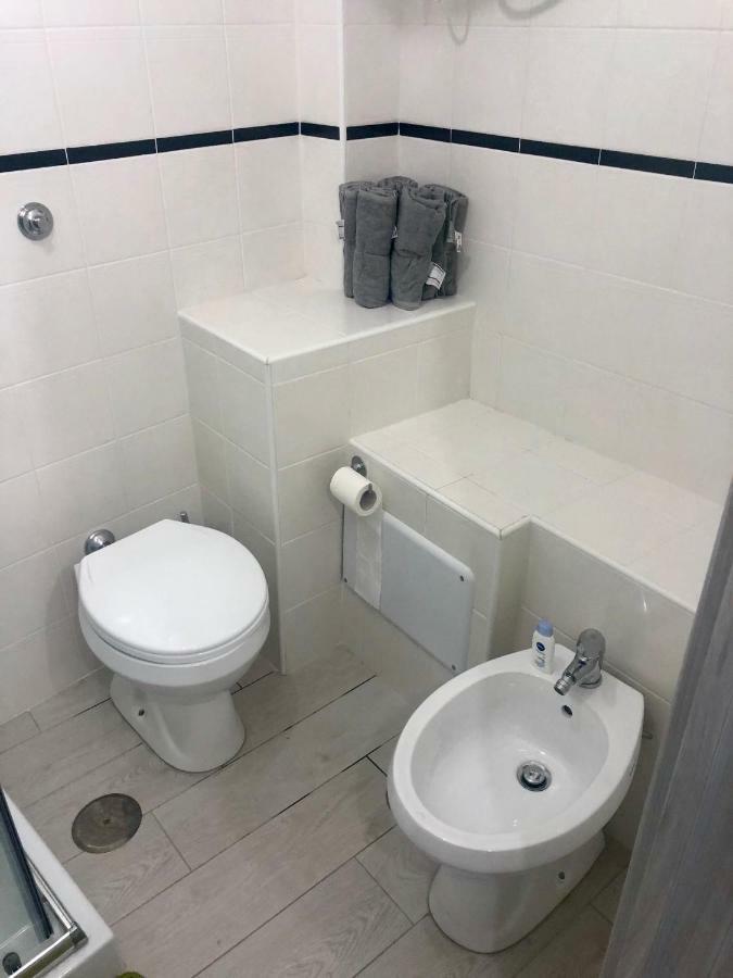 Hamlet Appartment Napoli Bagian luar foto